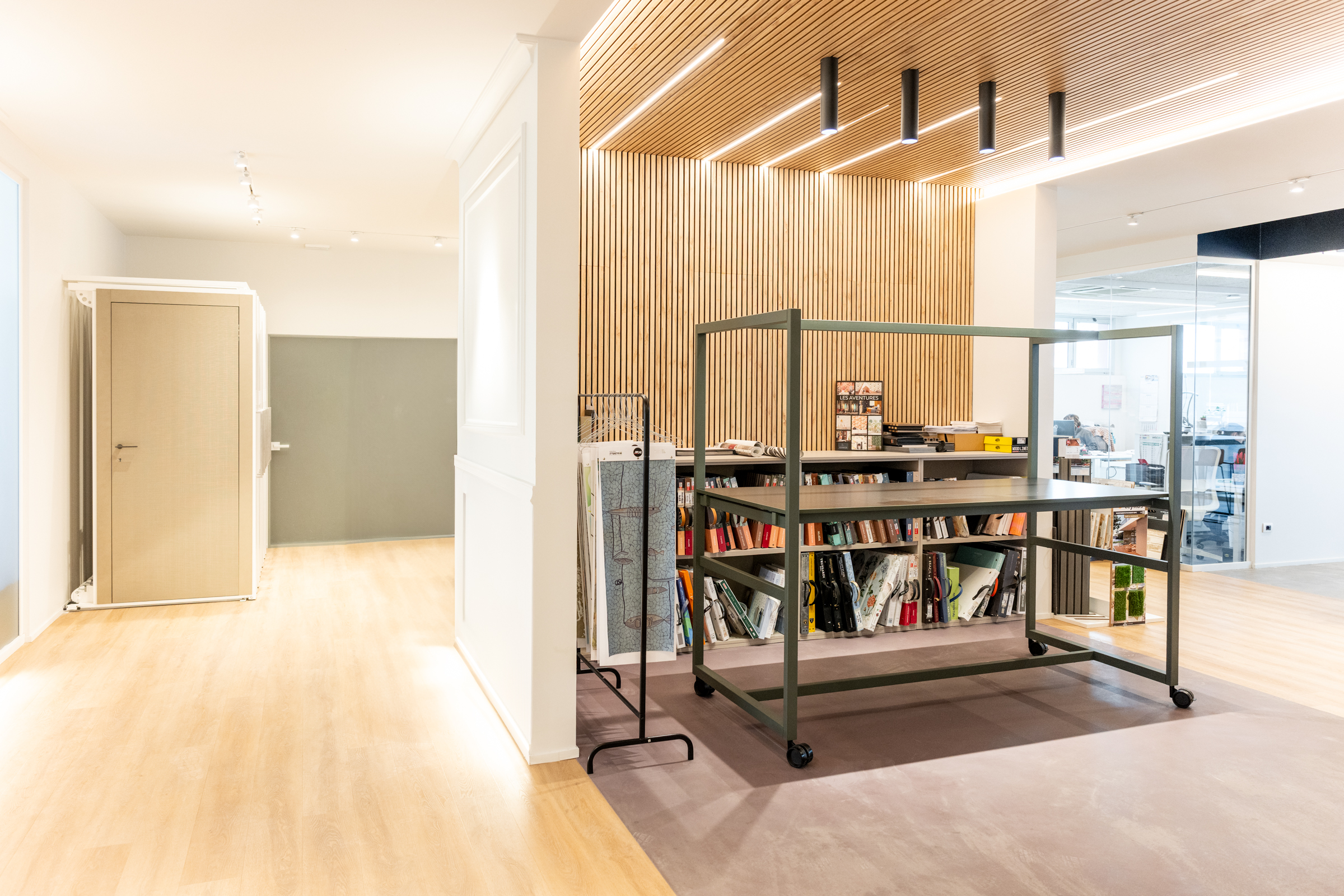 progettazione showroom Colorificio Cappelli